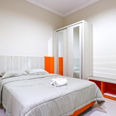 Apartamento Velozip Kos Exclusive Surabaya Exterior foto
