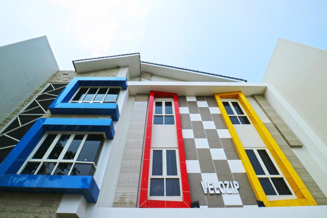 Apartamento Velozip Kos Exclusive Surabaya Exterior foto