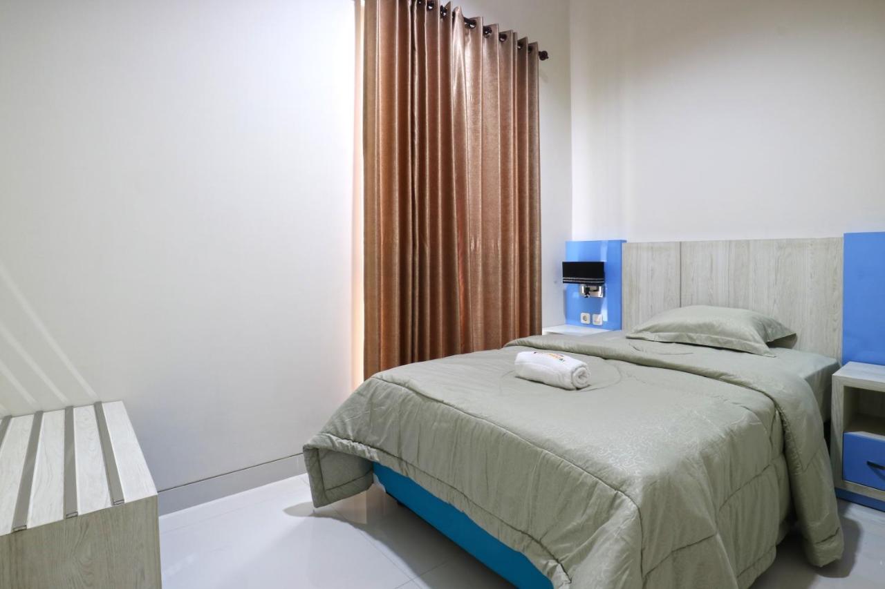 Apartamento Velozip Kos Exclusive Surabaya Exterior foto