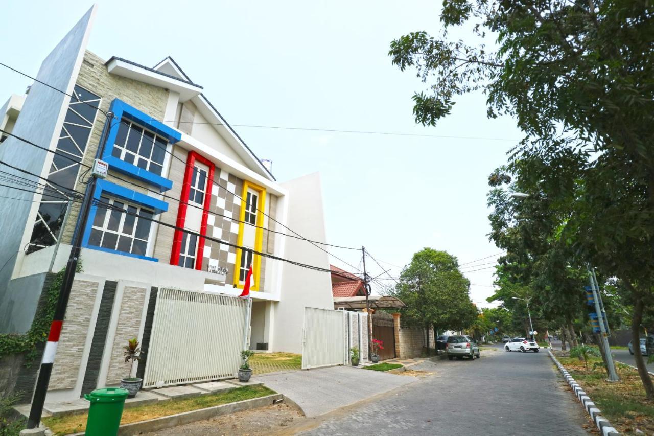Apartamento Velozip Kos Exclusive Surabaya Exterior foto
