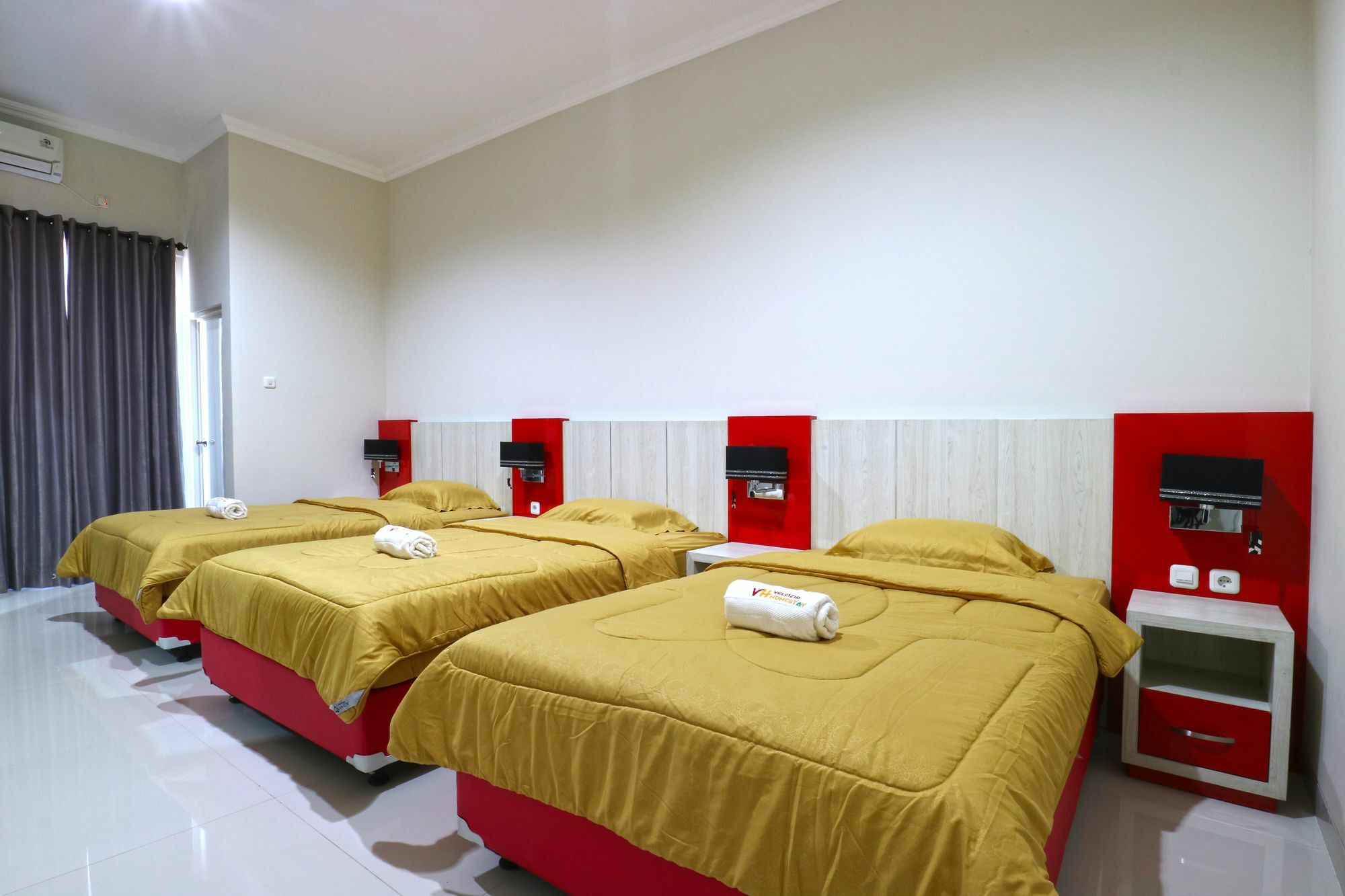 Apartamento Velozip Kos Exclusive Surabaya Exterior foto